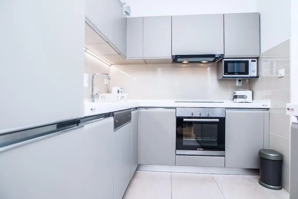 Apartment New! Carpe Diem 1,Split-Bacvice,Free Wi-Fi, Parking Kroatien