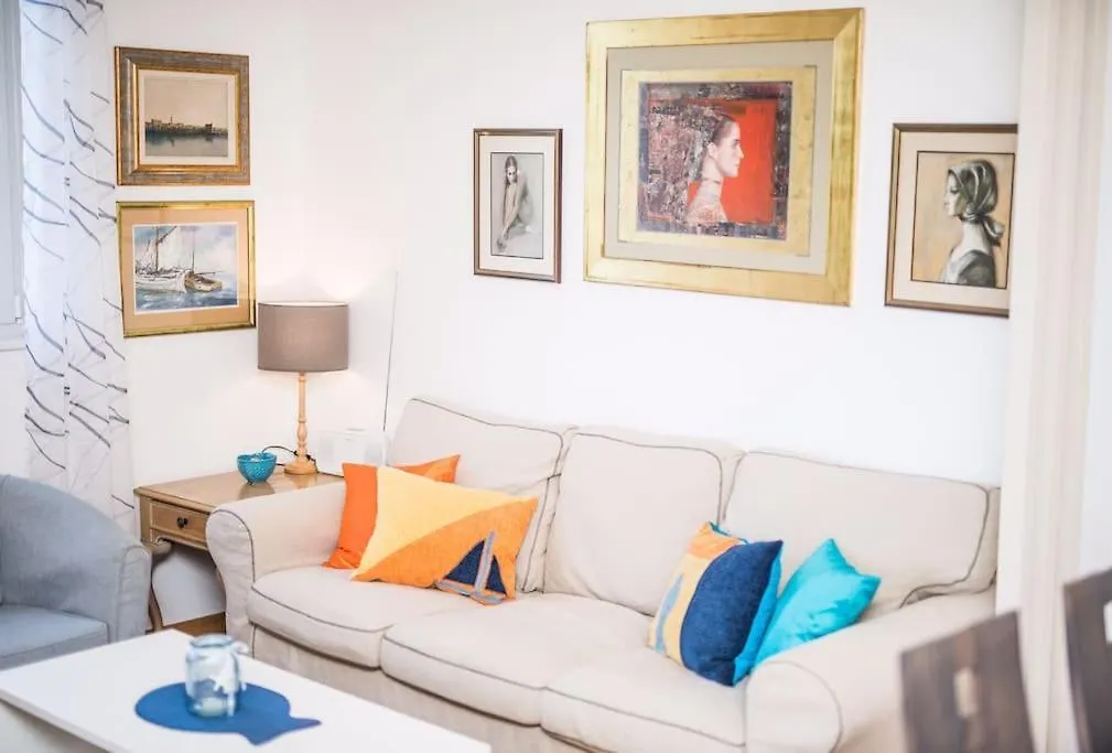 New! Carpe Diem 1,Split-Bacvice,Free Wi-Fi, Parking דירה ספליט